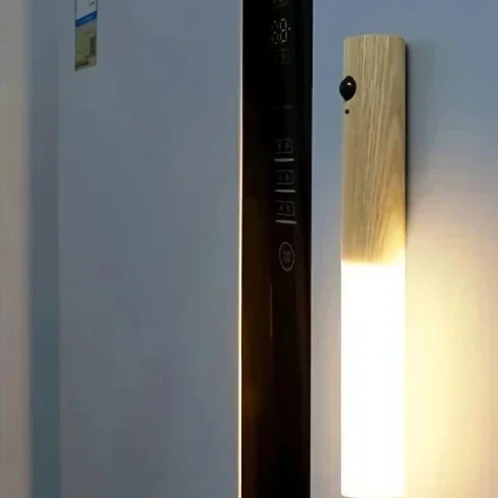 Applique Murale LED avec Capteur de Mouvement en Noyer