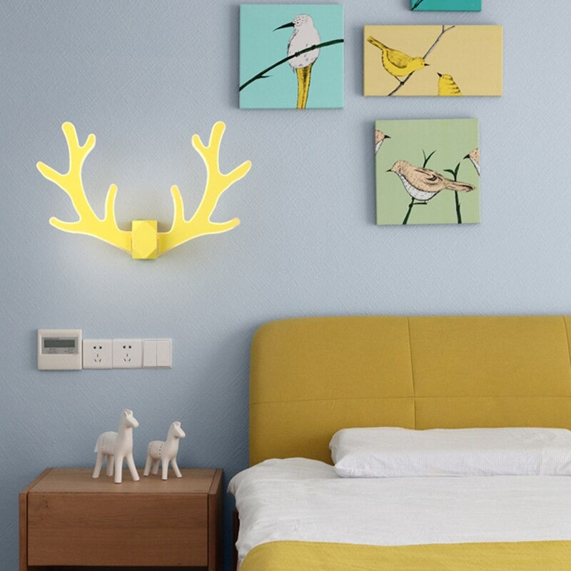 Applique murale originale LED en forme de bois de cerf  Mon Applique Jaune  